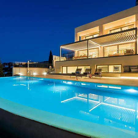 Majo Luxury *