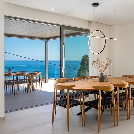 Majo Luxury Villa *